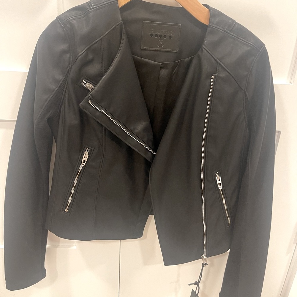 GORGEOUS leather jacket